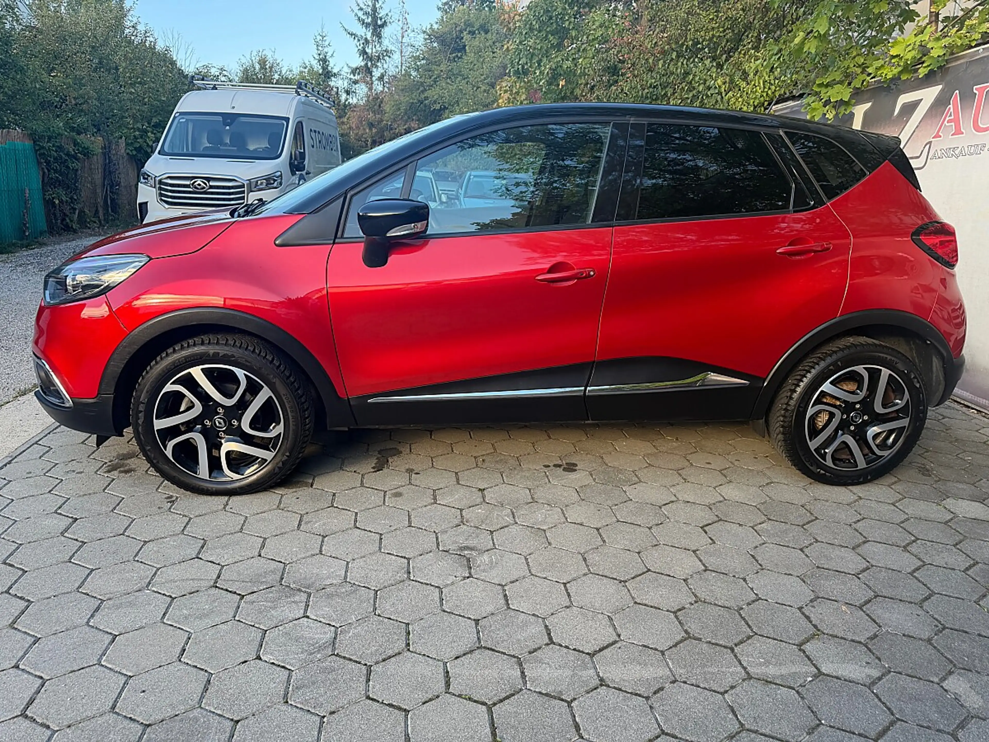 Renault Captur 1.2 TCe 120 4Austria ENERGY — photo 12