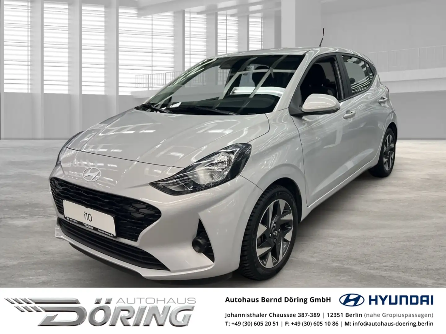 Hyundai i10 TREND 1.0i NAVIGATION Rückfahrkamera Klima Schaltw Grau - 1
