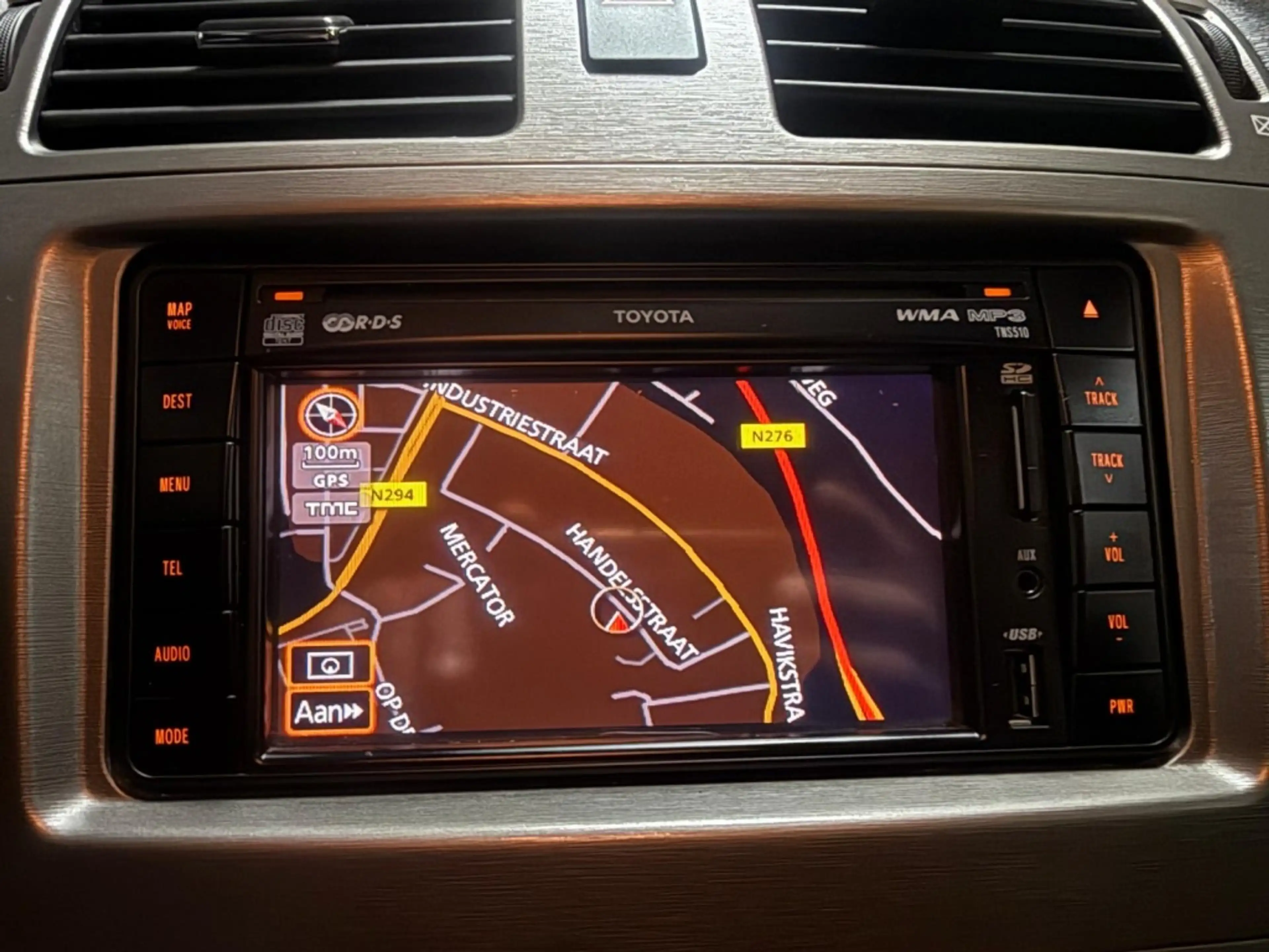 Toyota Avensis Wagon 1.8 VVTi Business — photo 13