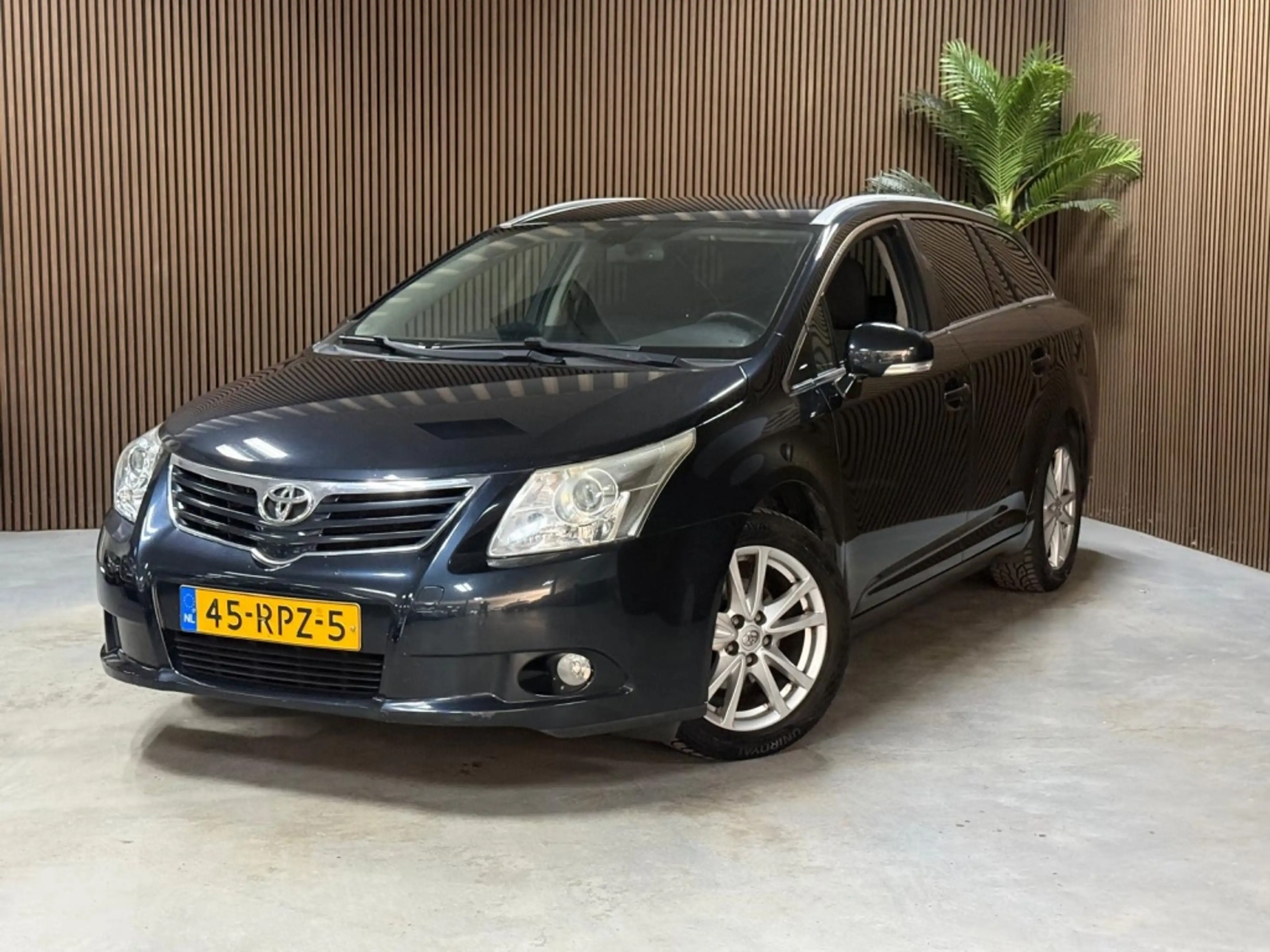 Toyota Avensis Wagon 1.8 VVTi Business