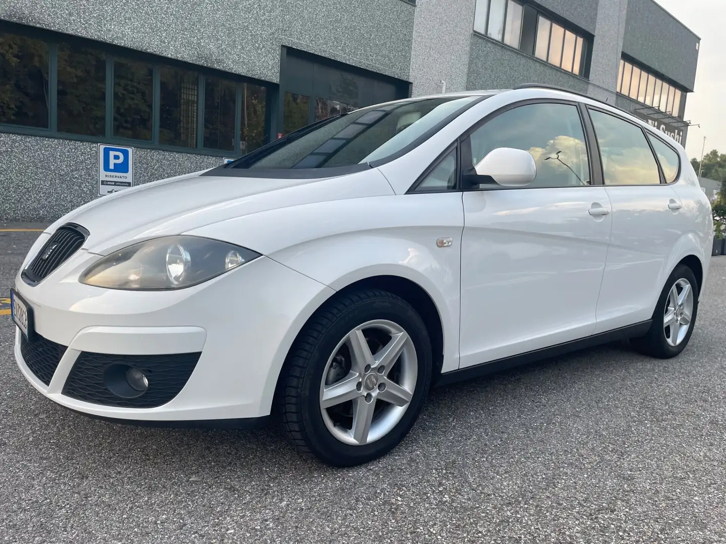 SEAT Altea Altea XL 1.6 TDI CR DPF*Nepatentati*Cerchi* Bianco - 2