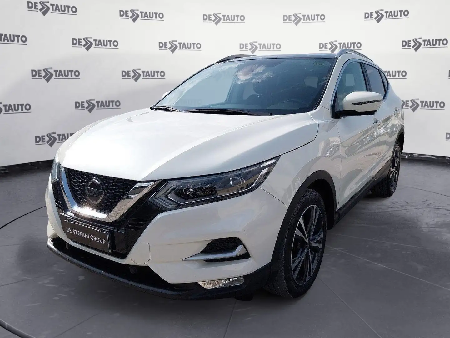 Nissan Qashqai Qashqai 1.5 dci N-Connecta 115cv Bianco - 1