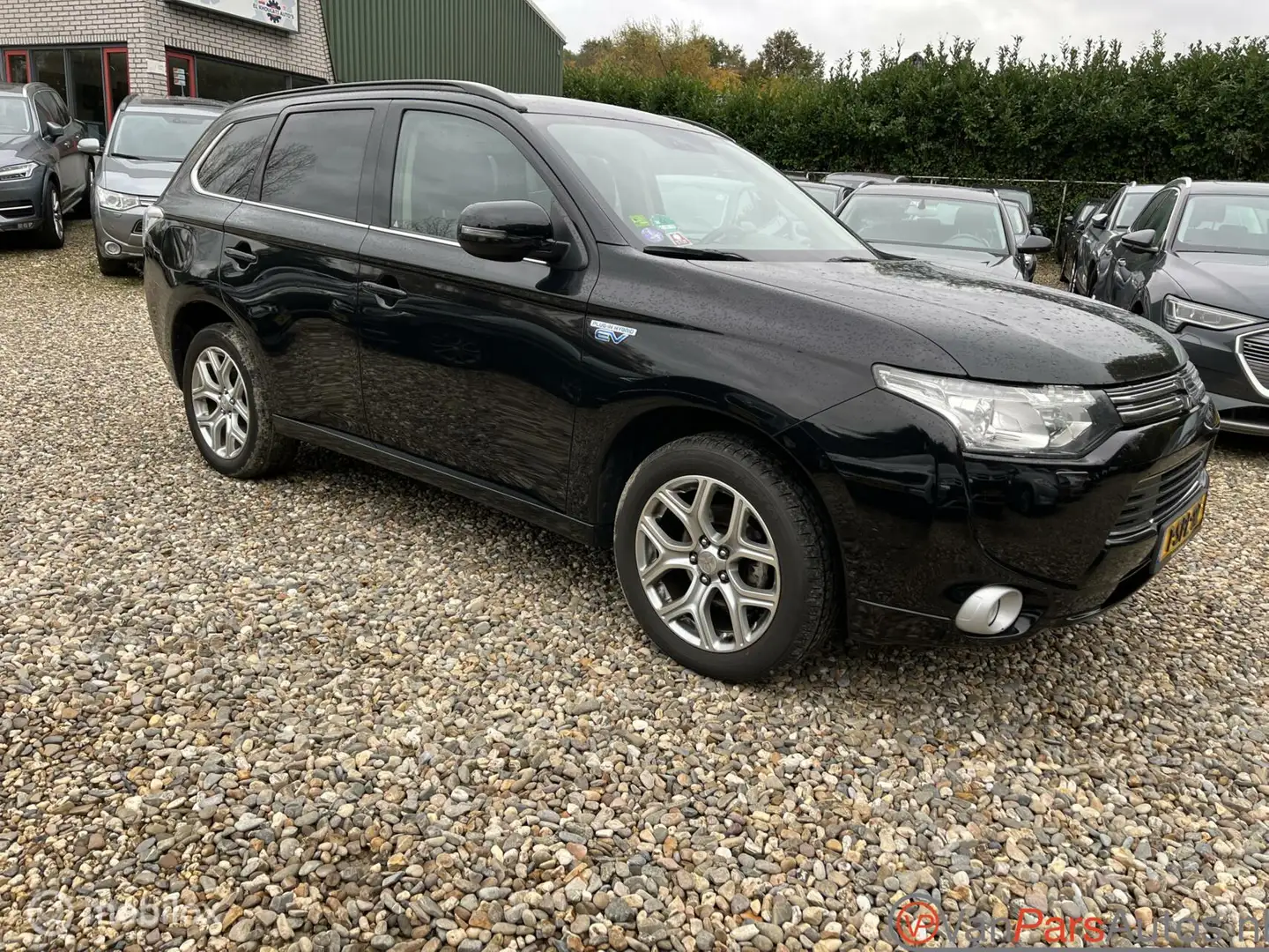 Mitsubishi Outlander 2.0 PHEV Intense +,2e eigenaar,Full Optie Zwart - 2