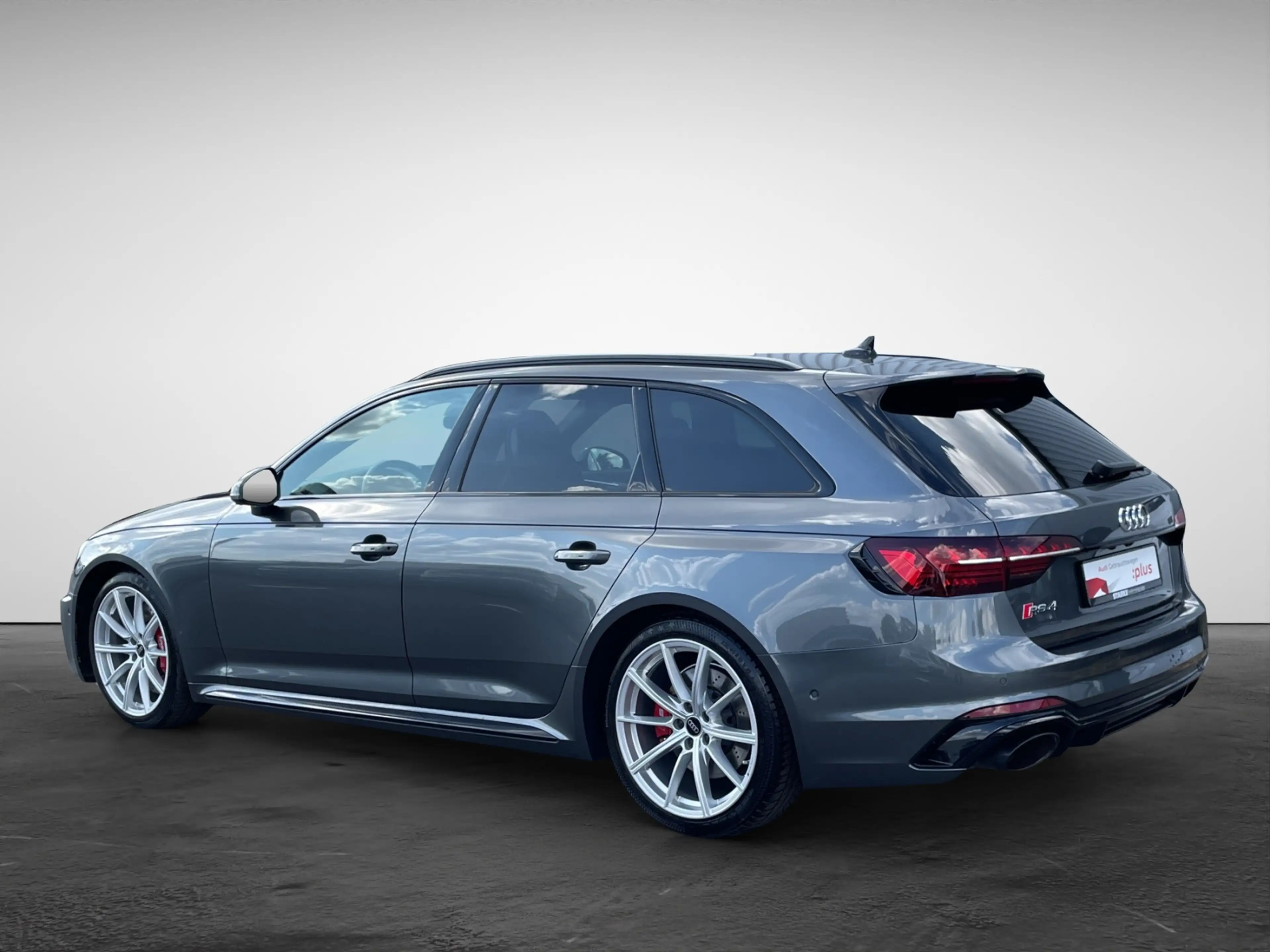 Audi RS4 RS 4 Avant 2.9 TFSI tiptronic quattro — photo 4
