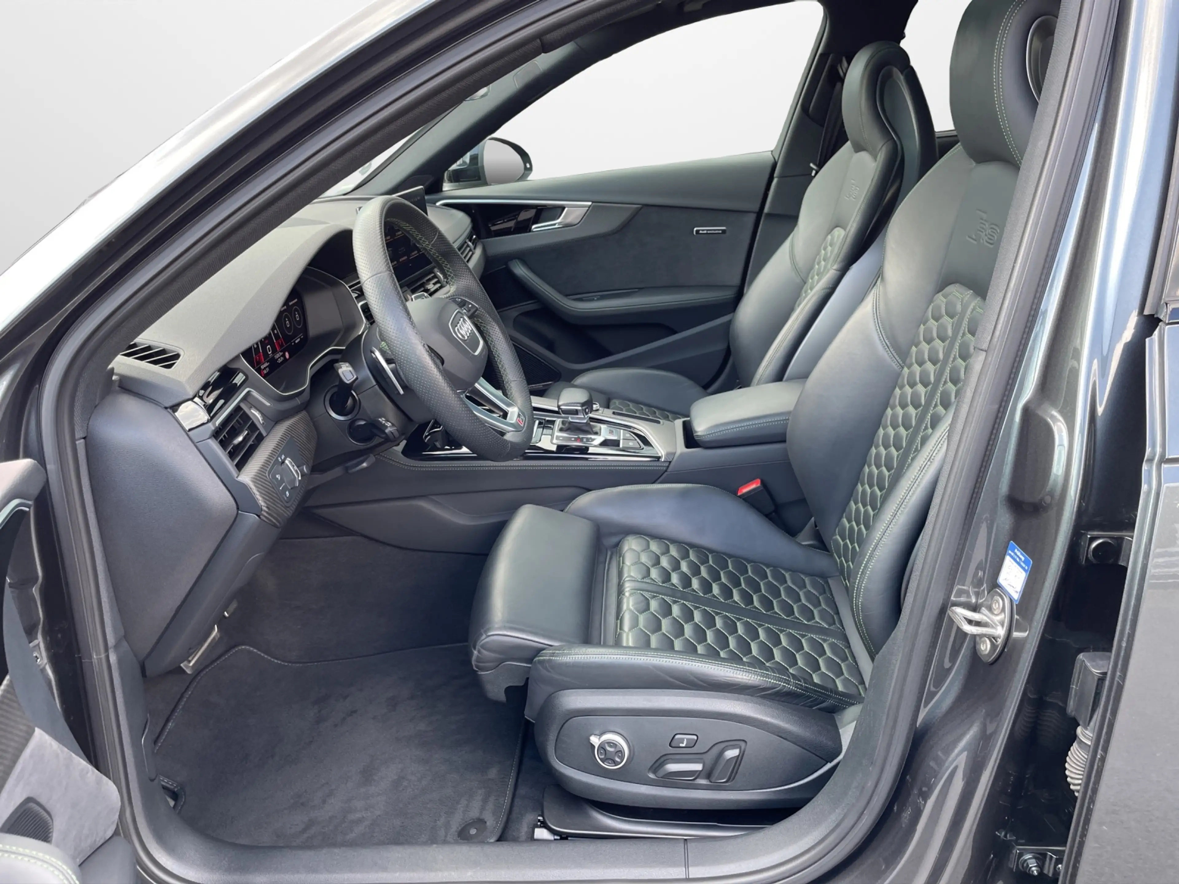 Audi RS4 RS 4 Avant 2.9 TFSI tiptronic quattro — photo 7