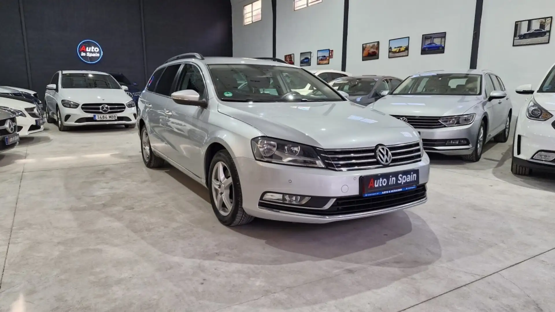 Volkswagen Passat 1.4TSI Advance Plus DSG7 Grau - 1
