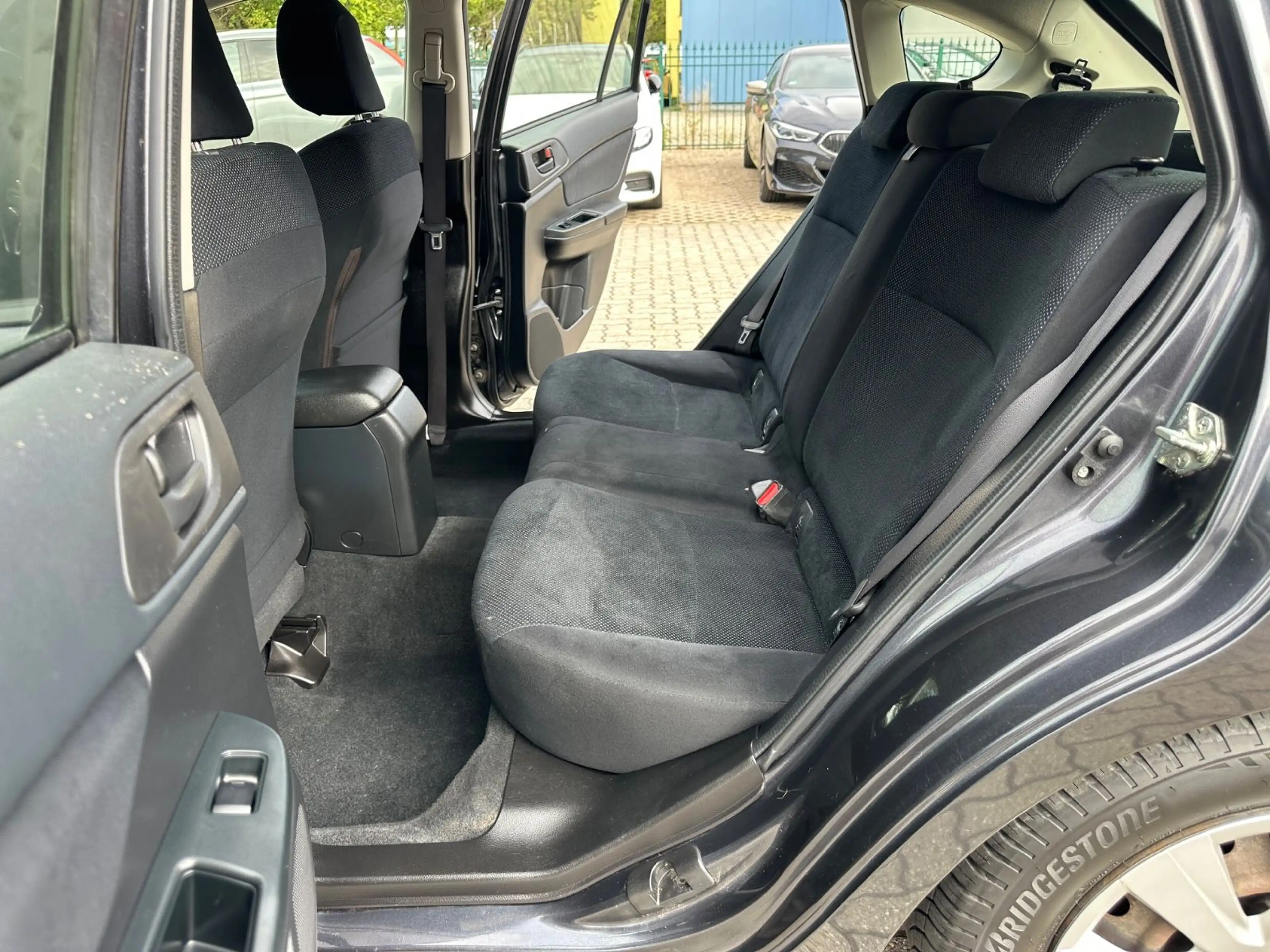 Subaru Impreza AUTOMATIK 4x4 1.Hand KLIMA Scheckheft — photo 11