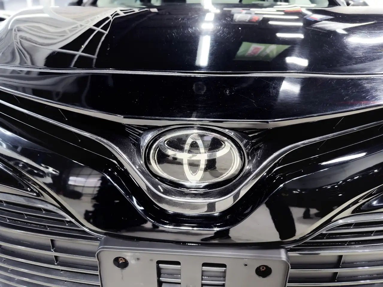 Toyota Camry снимка Toyota Camry