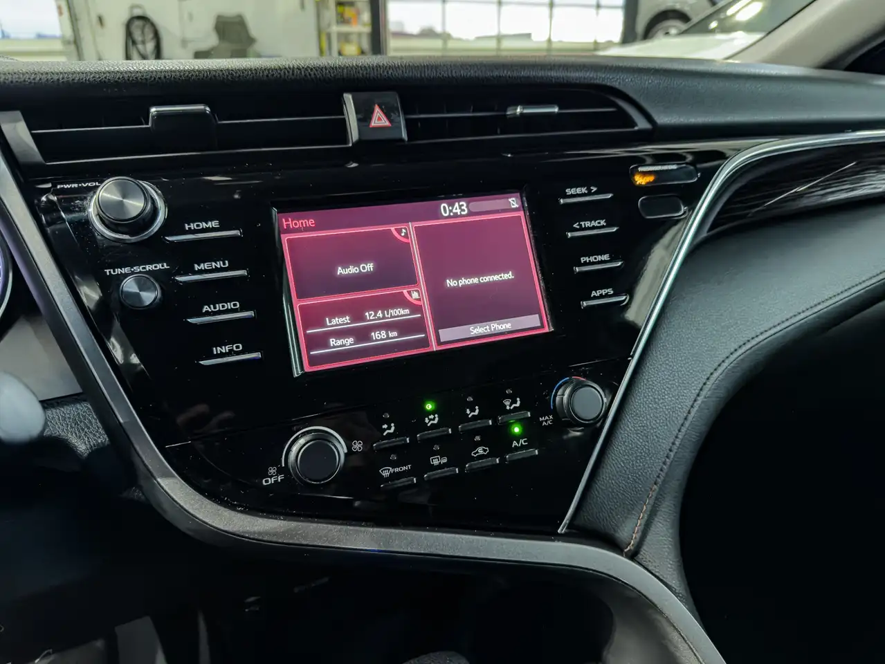 Toyota Camry снимка Toyota Camry