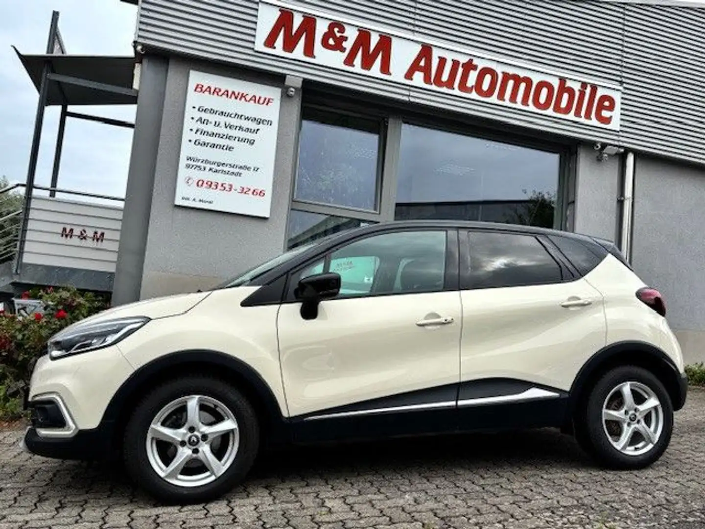 Renault Captur Collection 1.4i *Navi+Autom.+Rückf.+AHK* Beige - 1