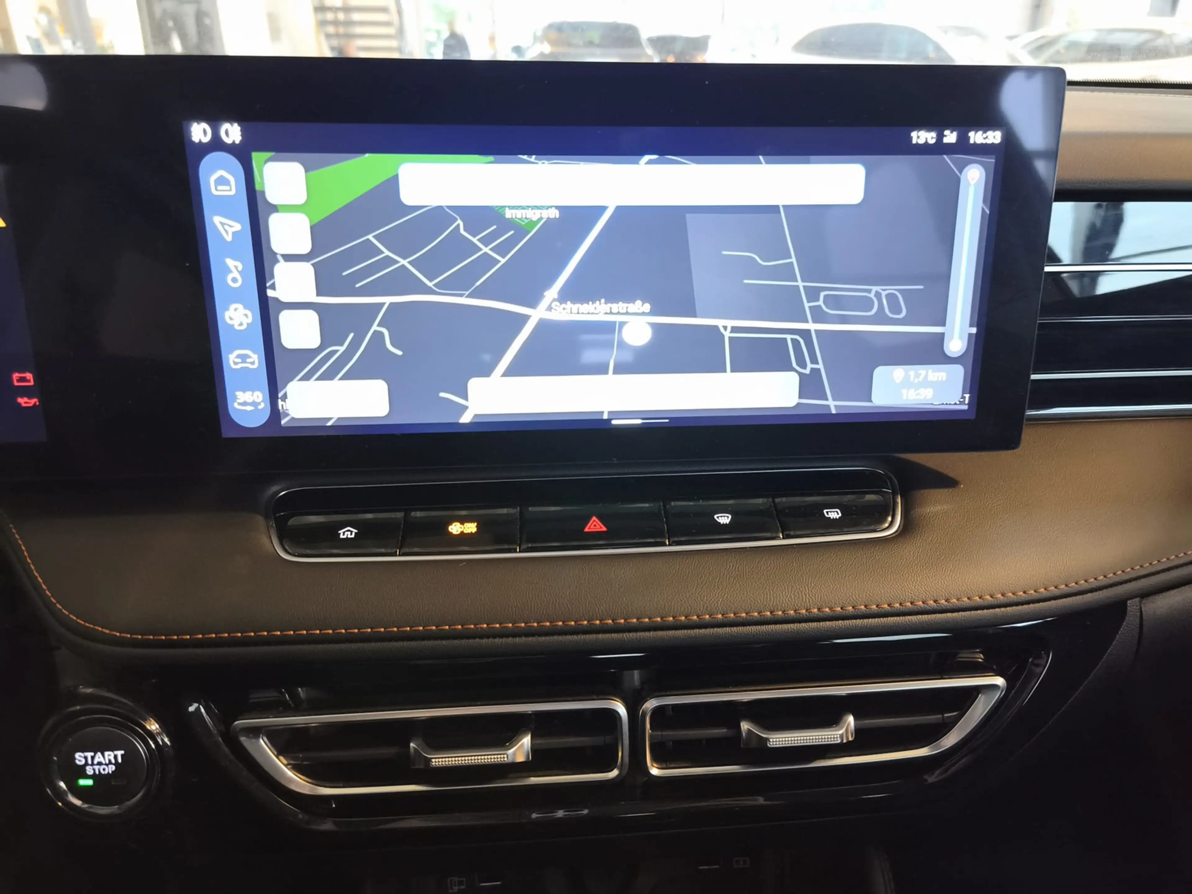 MG HS 1.5 T GDI 125 kW Luxury Aut./LED/LEDER/|360° — photo 9