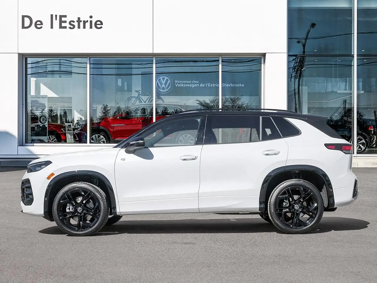 Volkswagen Tiguan снимка Volkswagen Tiguan