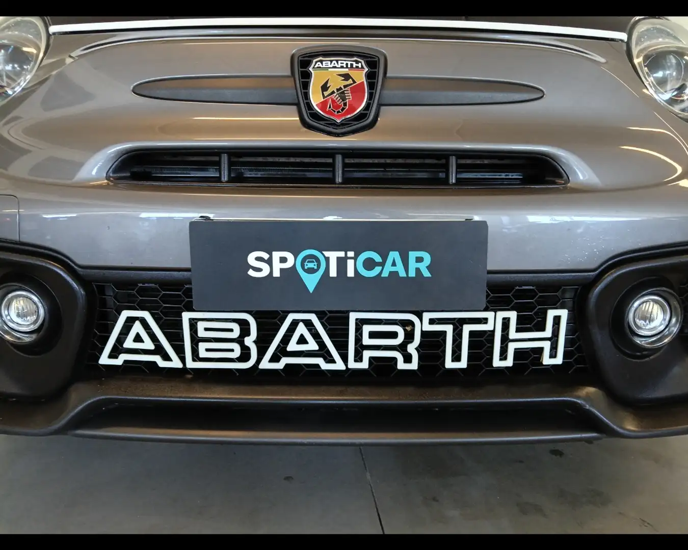Fiat 595 Abarth 1.4 T-Jet Competizione Schwarz - 2