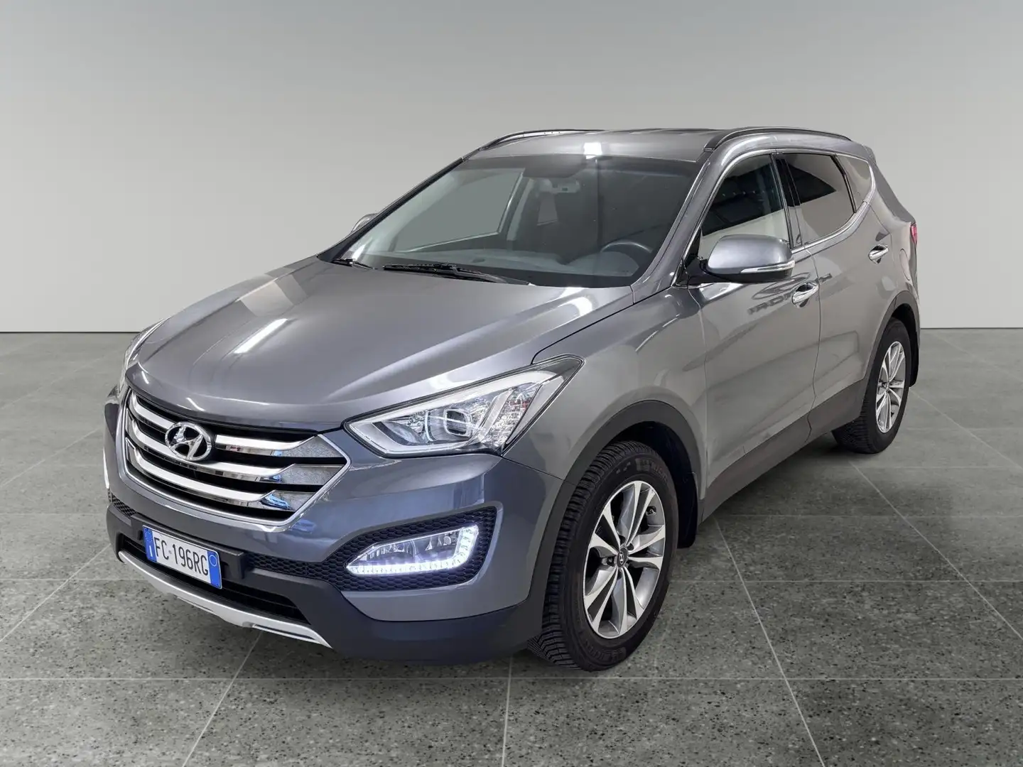 Hyundai SANTA FE Santa Fe 2.0 CRDi 4WD Comfort Grijs - 1