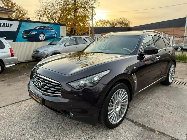 Infiniti FX 30d GT*TUV NEU*Bi-Xenon*2 Hand*