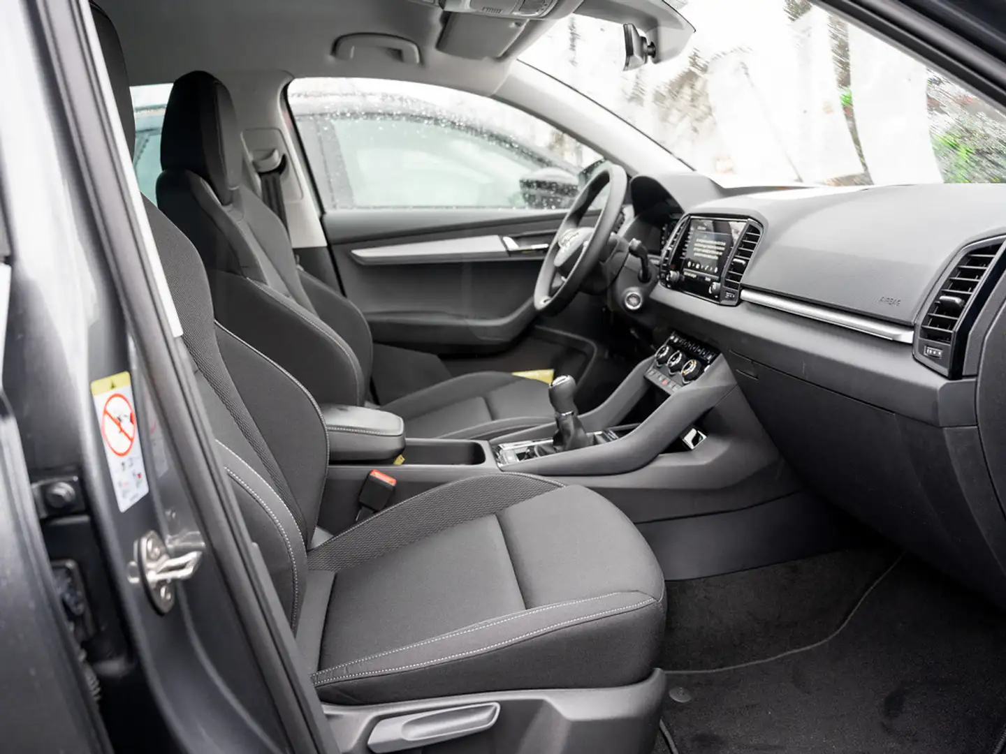 Skoda Karoq 1.0 TSI Drive AHK ACC FACEL. MATRIX-LED Grau - 2