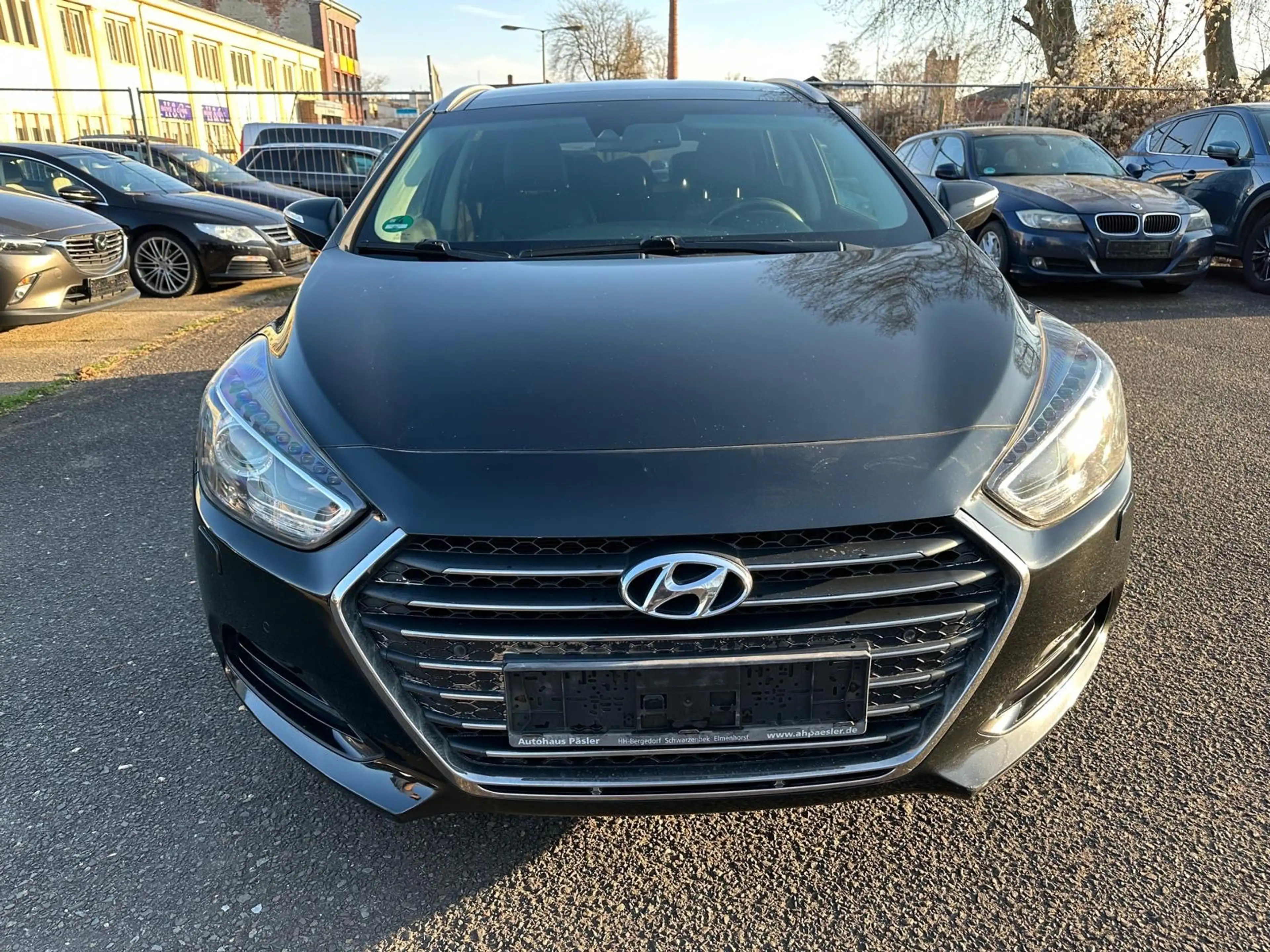 Hyundai i40 blue Premium — photo 2