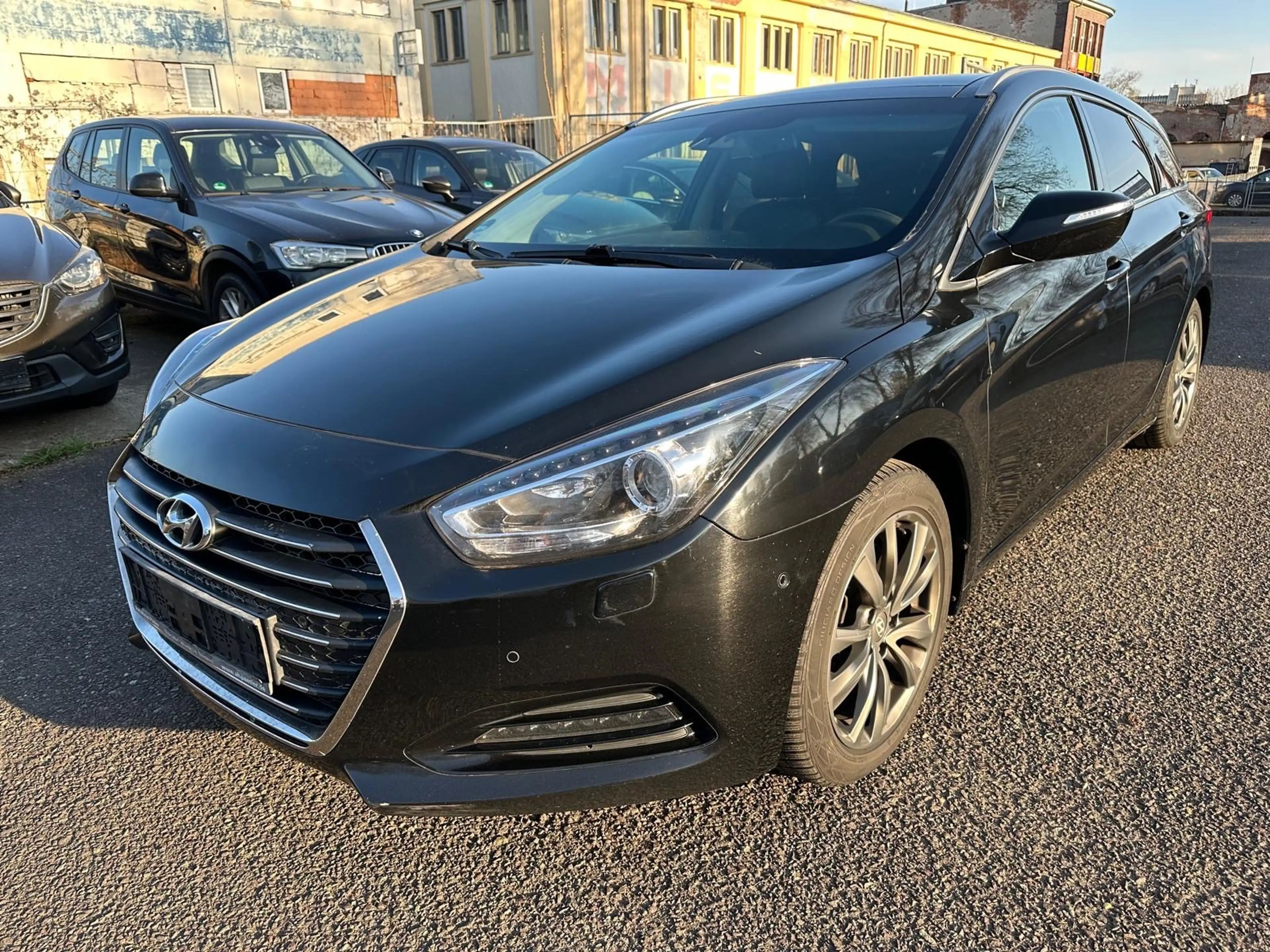 Hyundai i40 blue Premium — photo 3