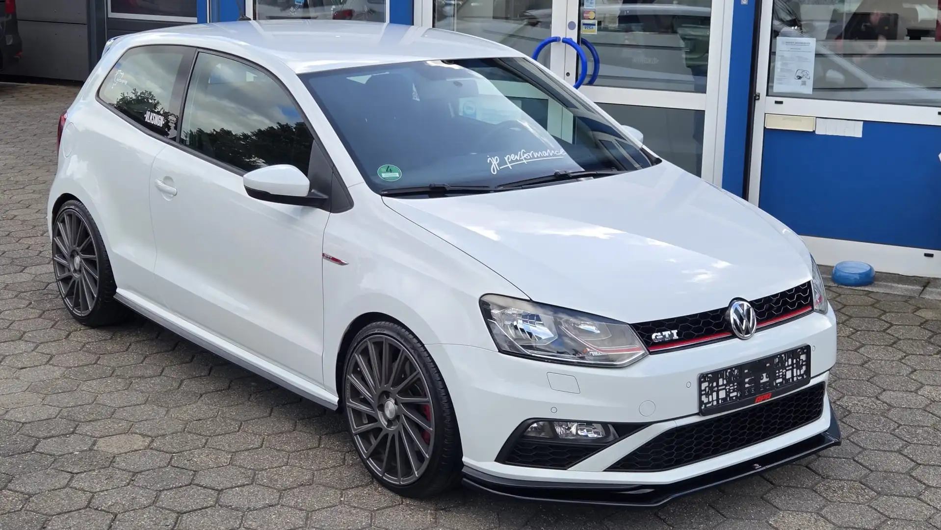 Volkswagen Polo GTI  REMUS   18" BROCK   H&R  Maxton Blanc - 1