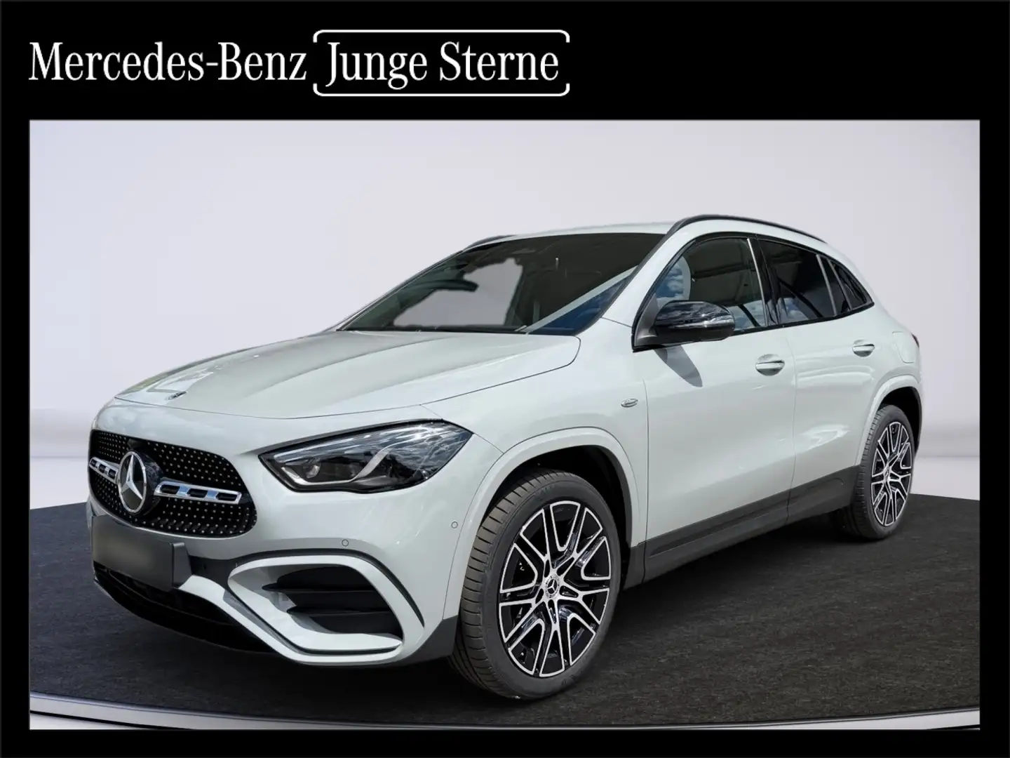 Mercedes-Benz GLA 250 e mit EQ Hybrid Ö-E AMG-Sondermodell Grau - 1