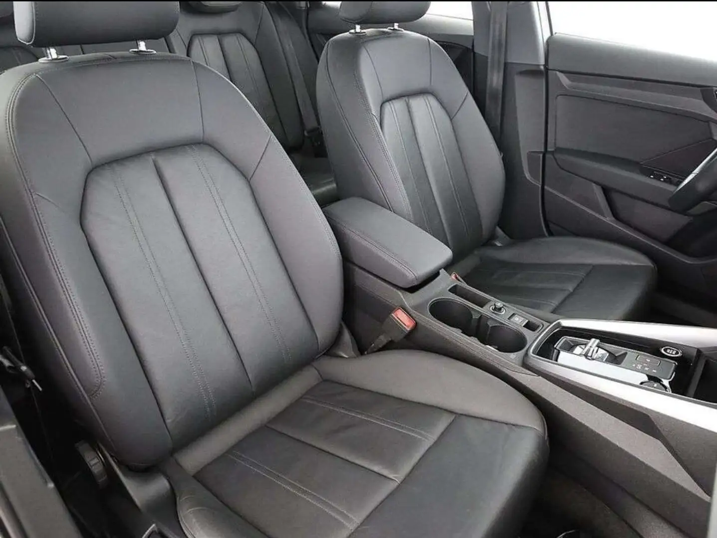 Audi A3 30 TFSI S-tronic - 2