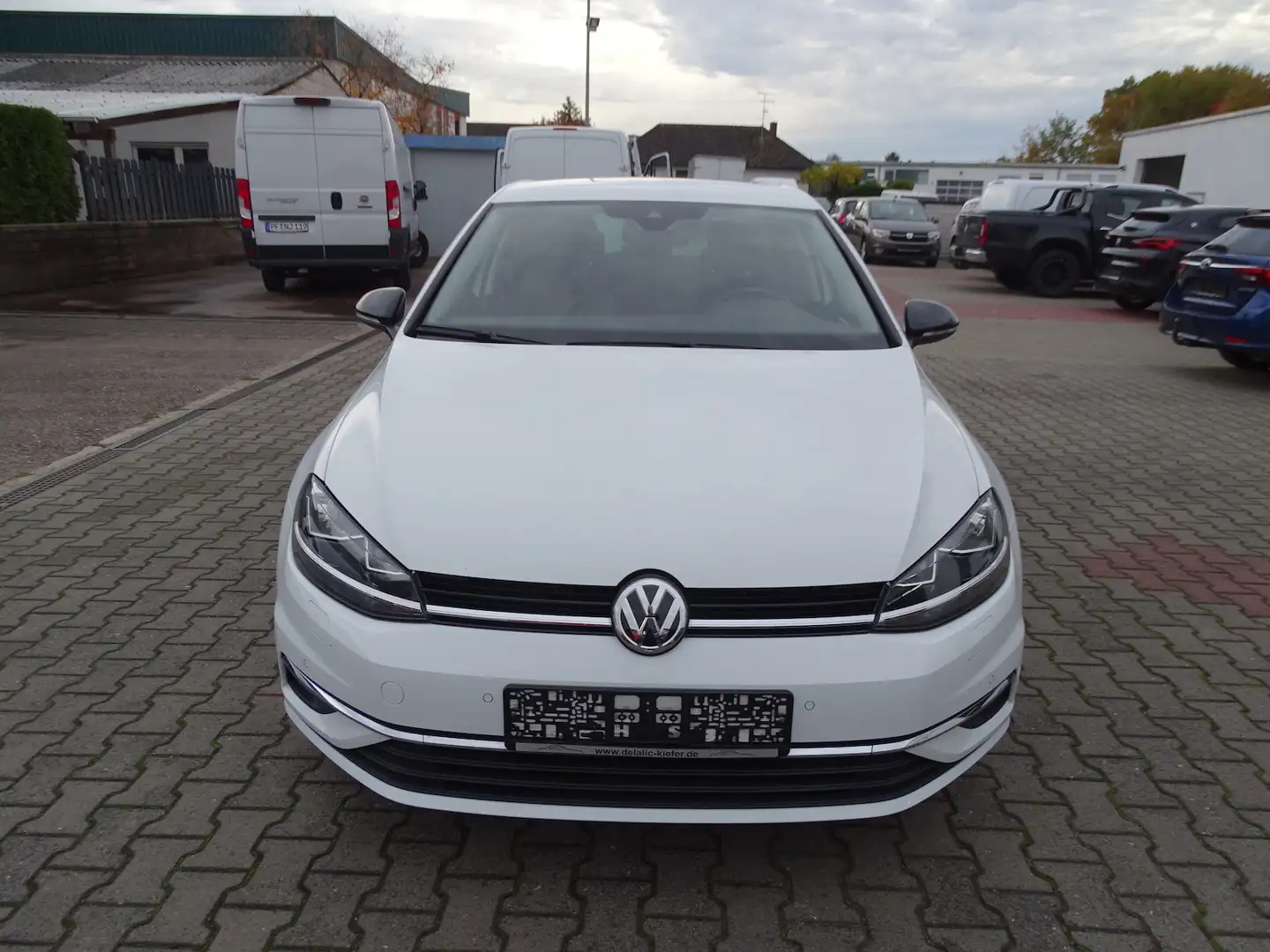 Volkswagen Golf IQ.DRIVE Start-Stopp DSG, Klima, Einparkhilfe Weiß - 2