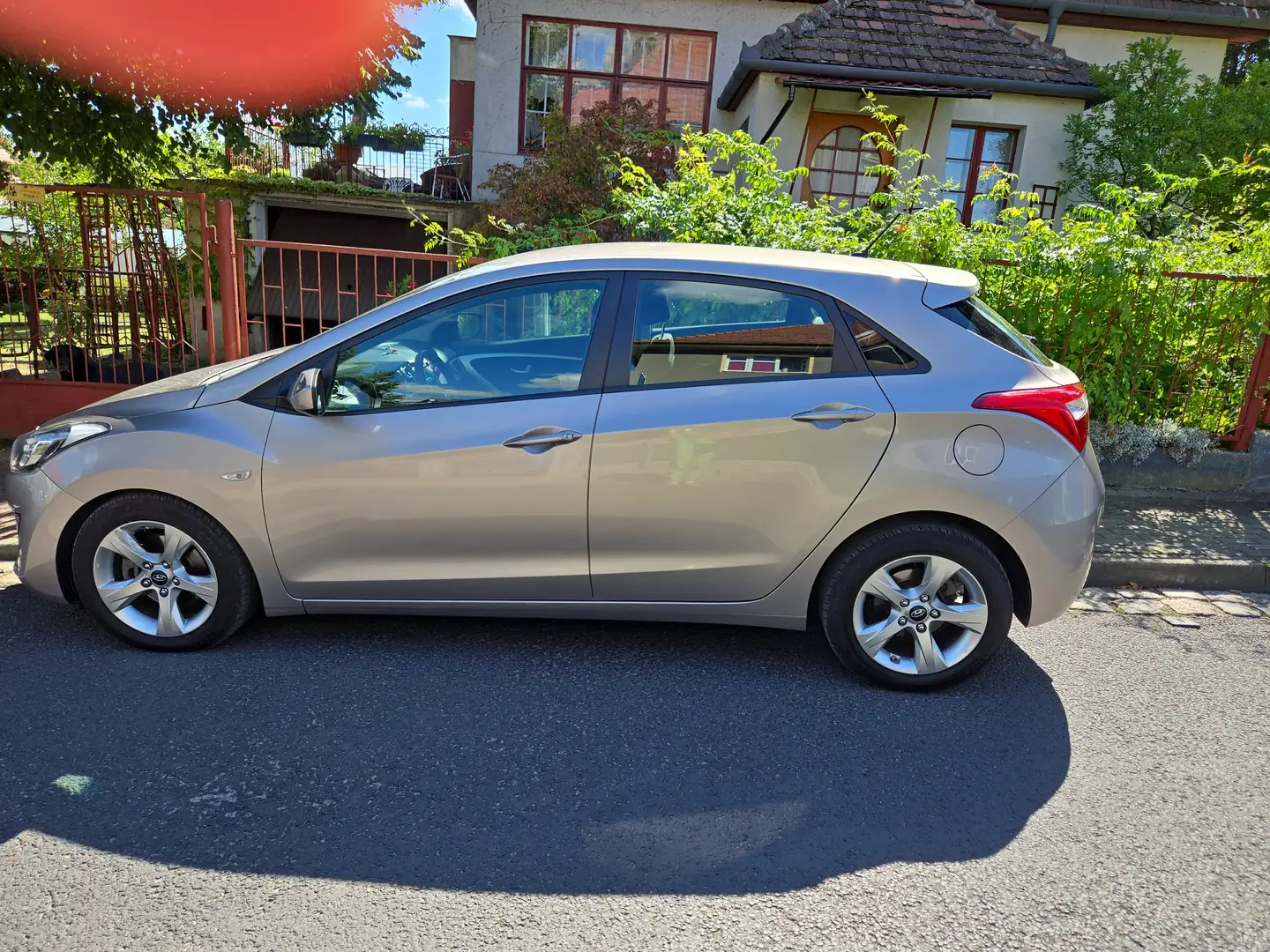 Hyundai i30 i30 blue 1.6 GDI DCT Passion Beige - 1