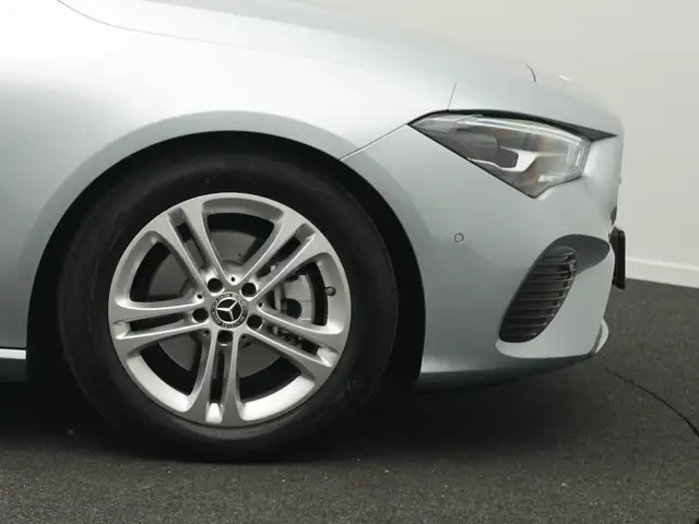 Mercedes-Benz CLA view 8
