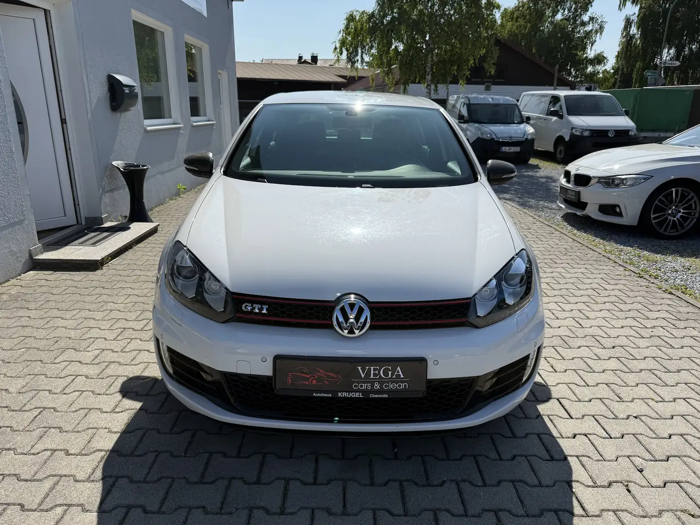 Volkswagen Golf GTI 2.0 TSI DSG SHZ PDC BIX BT BC EU5 2.HD Weiß - 2