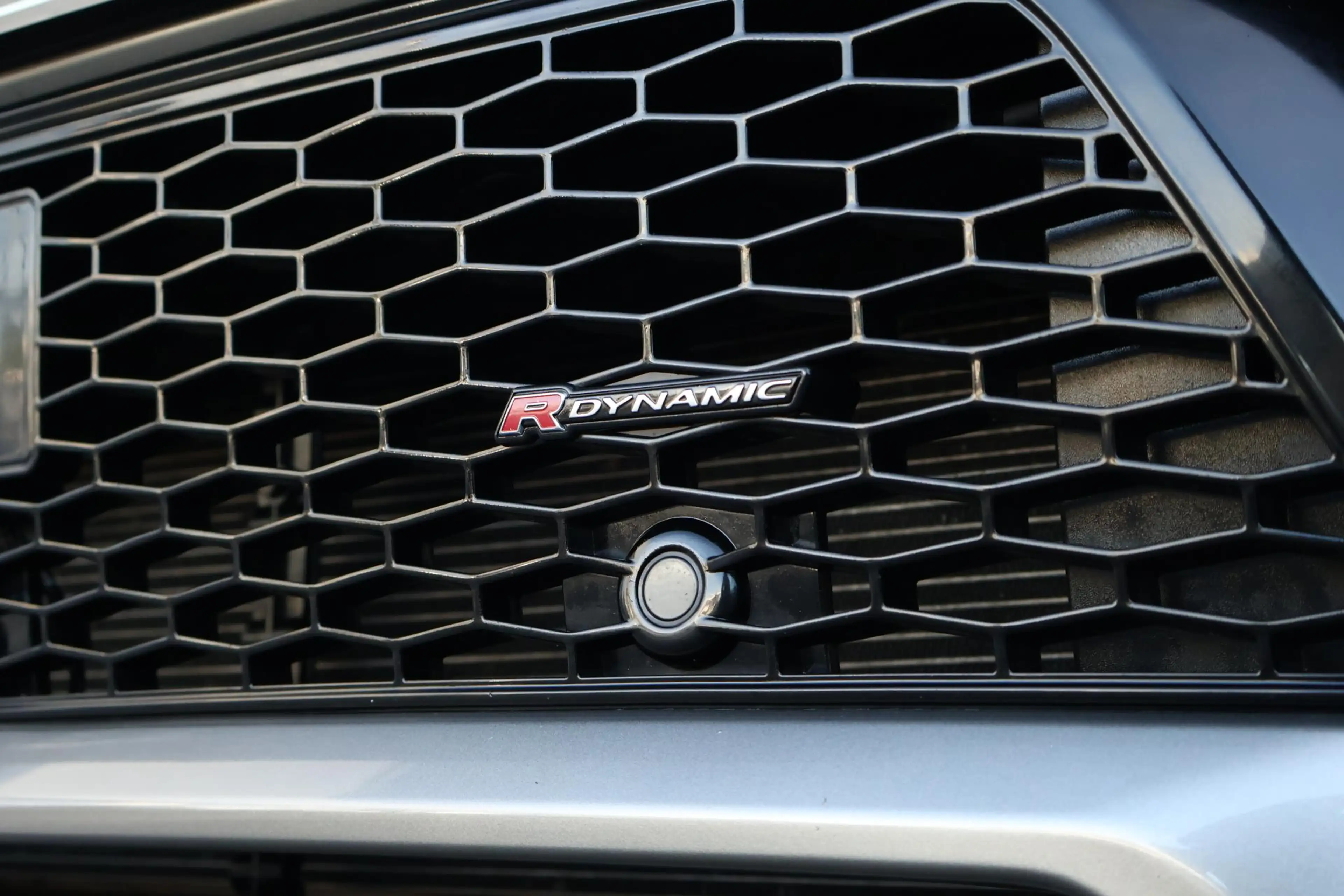 Land Rover Discovery Sport P300e 1.5 R-Dynamic HSE / Meridian / Carplay / Tre — photo 3