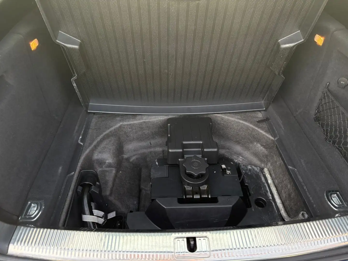 Audi A4 Avant 2.0 TDI ultra DPF Attraction - 2