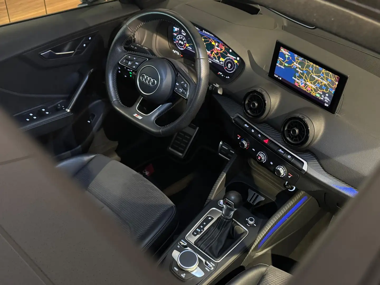 Audi Q2 1.4 TFSI CoD 150 PK 3xSLINE|PANO|VIRTUAL|SFEERVERL Wit - 2