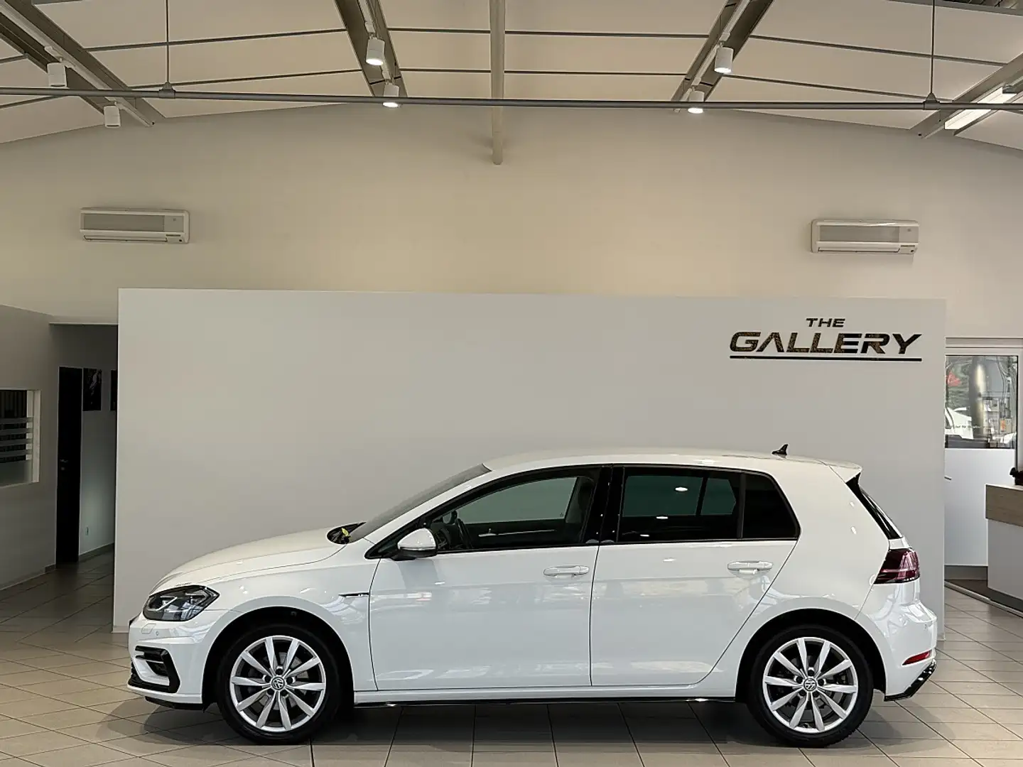 Volkswagen Golf Highline 1,5 TSI DSG*R-Line*ACC*PDC Weiß - 1