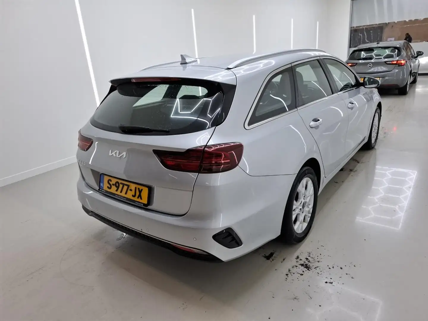 Kia Ceed SW / cee'd SW Sportswagon 1.0 T-GDi 120pk DynamicLine Airco ECC Gris - 2