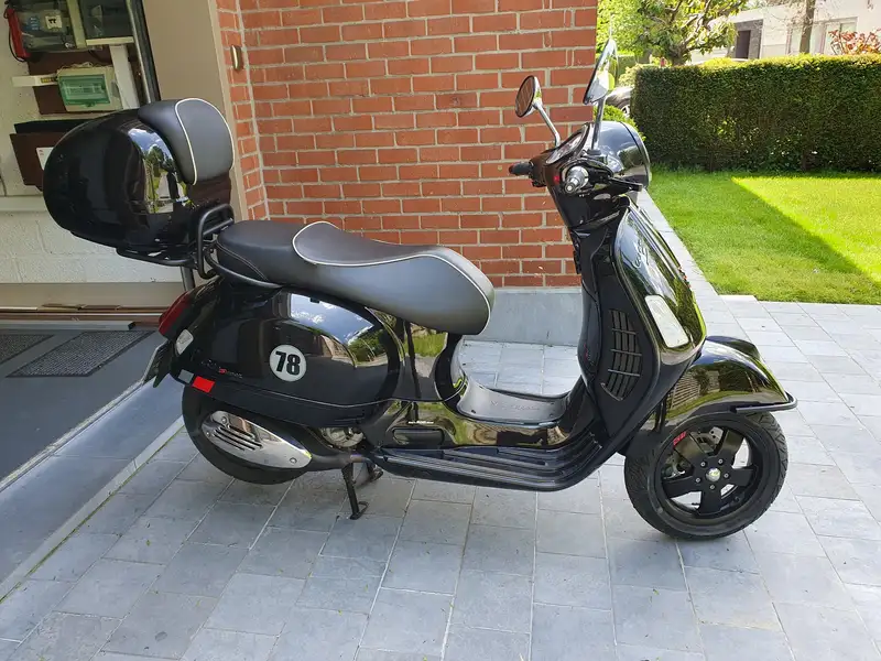 Vespa GTS 250ie - foto 3