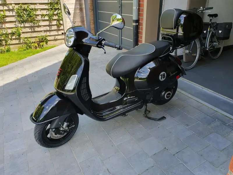 Vespa GTS 250ie - foto 5