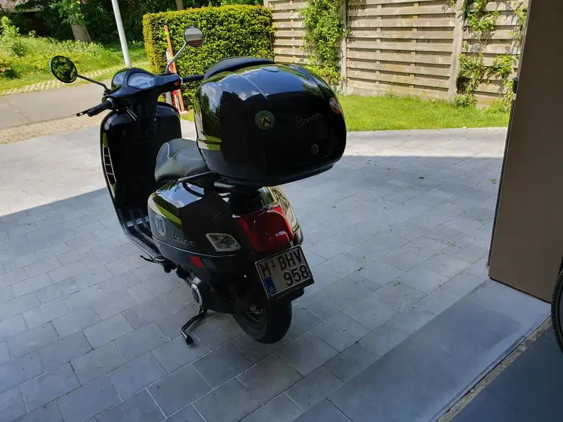 Vespa GTS 250ie - foto 6