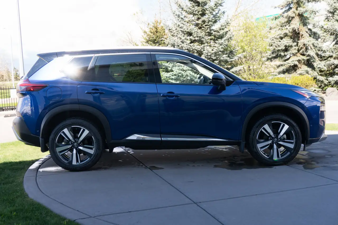 Nissan Rogue снимка Nissan Rogue