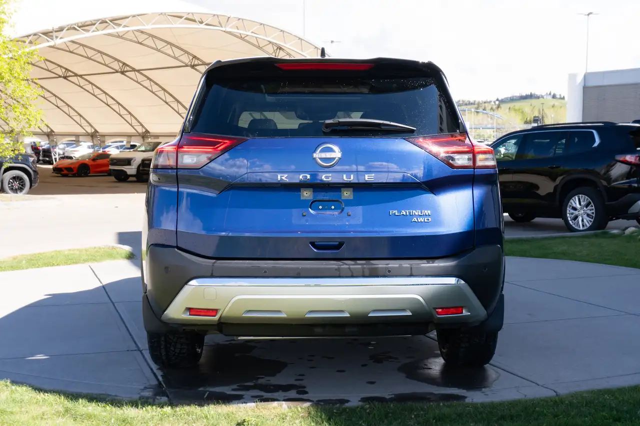 Nissan Rogue снимка Nissan Rogue