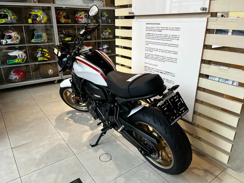 Yamaha XSR 700 - foto 4