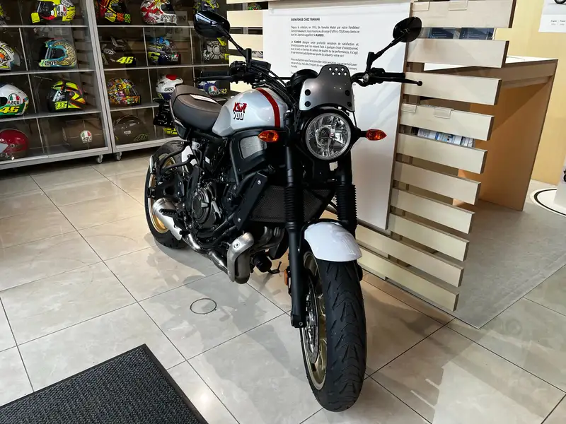 Yamaha XSR 700 - foto 2