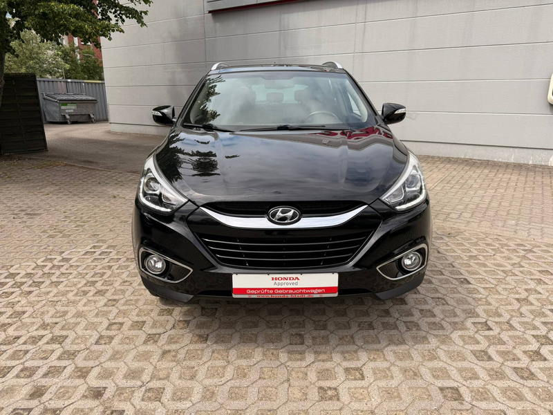 Hyundai iX35 Comfort 2WD Anhängerzug — photo 9