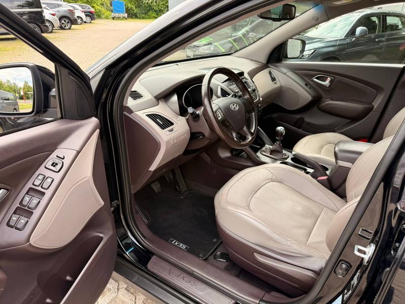 Hyundai iX35 Comfort 2WD Anhängerzug — photo 10