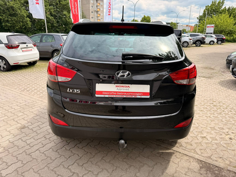 Hyundai iX35 Comfort 2WD Anhängerzug — photo 4