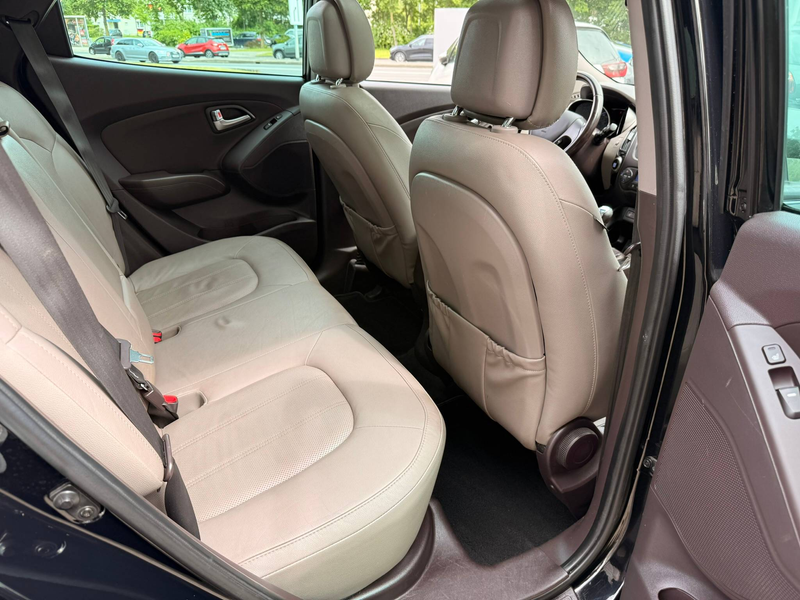 Hyundai iX35 Comfort 2WD Anhängerzug — photo 15