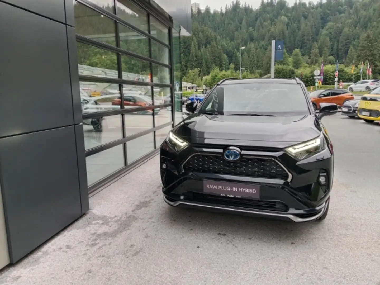 Toyota RAV 4 Toyota RAV4 2,5 Hybrid PHEV Active AWD Executive Schwarz - 2