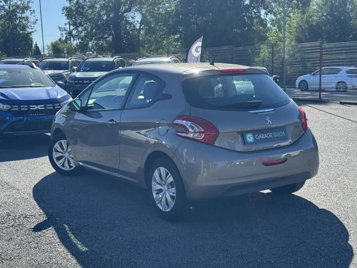 Peugeot 208 1.0 PureTech 68ch BVM5 Active Beige - 2