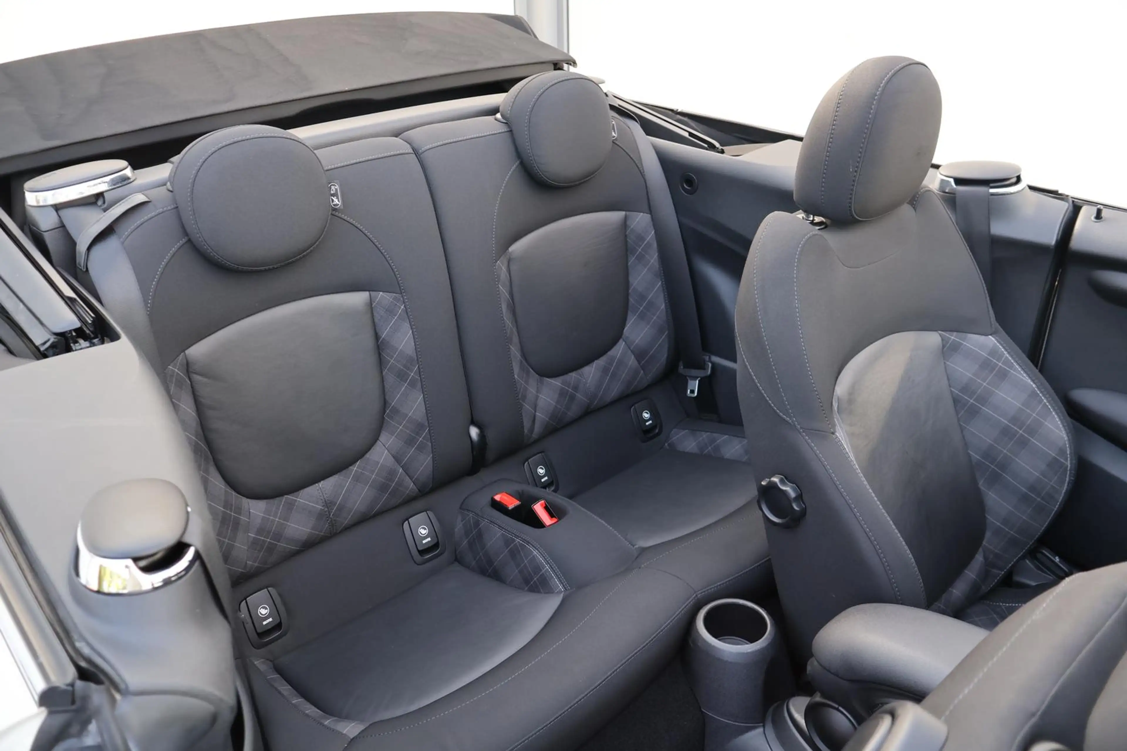 MINI Cooper Cabrio Chili Autom. Navi LED Klimaauto. — photo 11