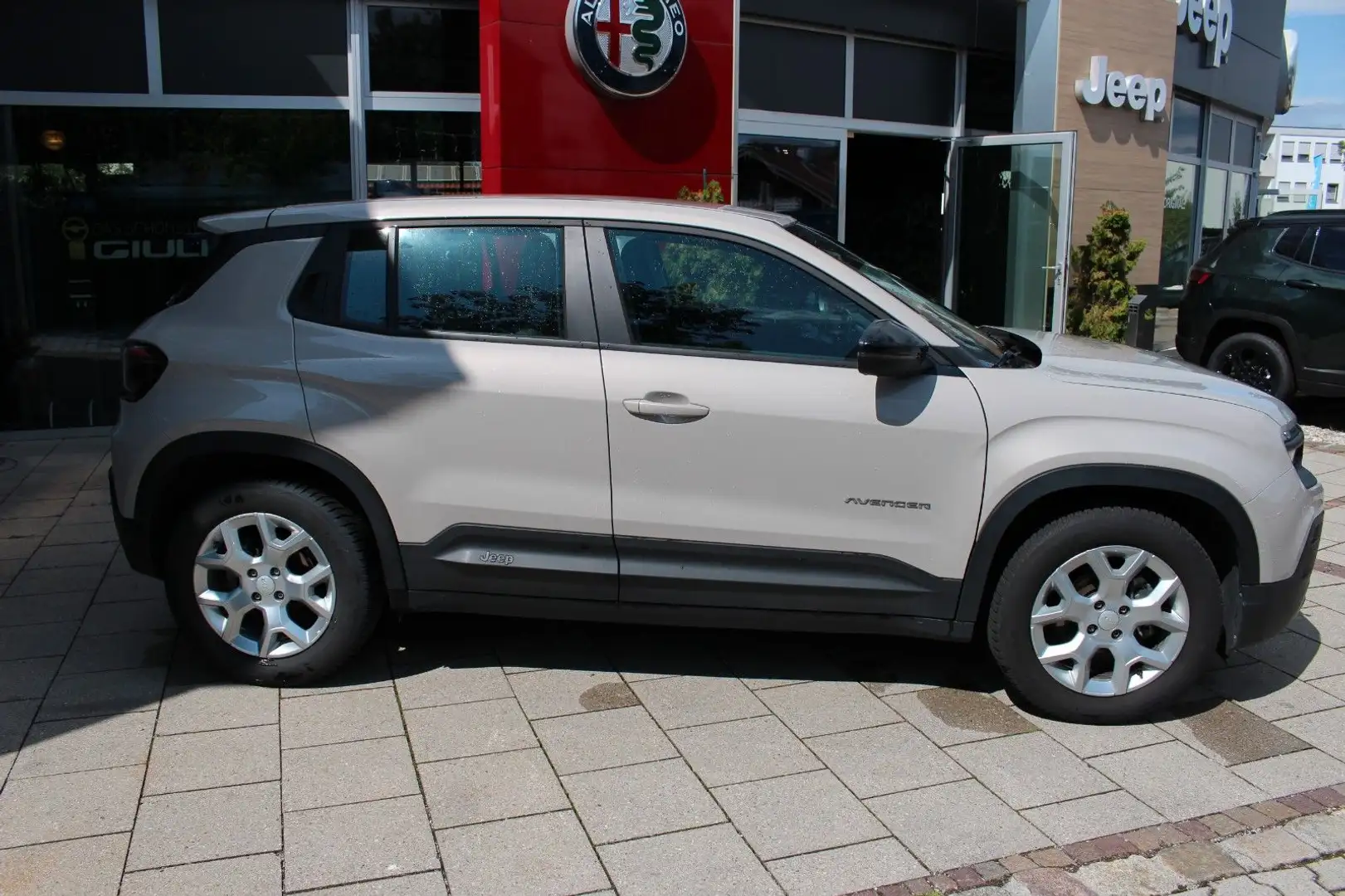 Jeep Avenger Altitude KAMERA/NAVI/WINTER.PAK/LED Grau - 2