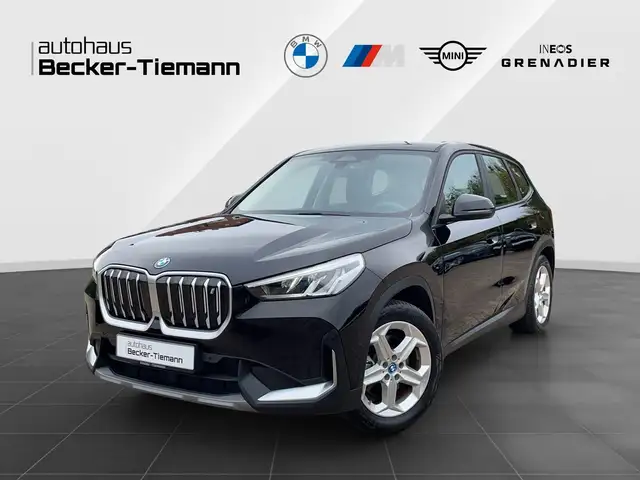 Bmw iX 1 xDrive30 / AHK / Adaptives Fahrwerk / RFK